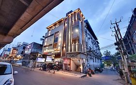 Rnb Select Walk Inn Lucknow